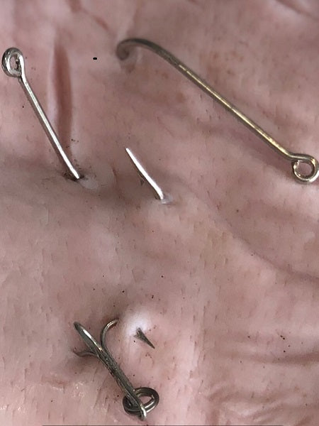The Trick to Remove Fish Hooks: Faster, Less Damage and Less Pain