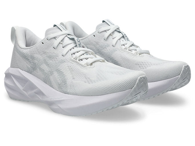 Asics Novablast 5 (B-Width) - White/Piedmont Grey (Womens)