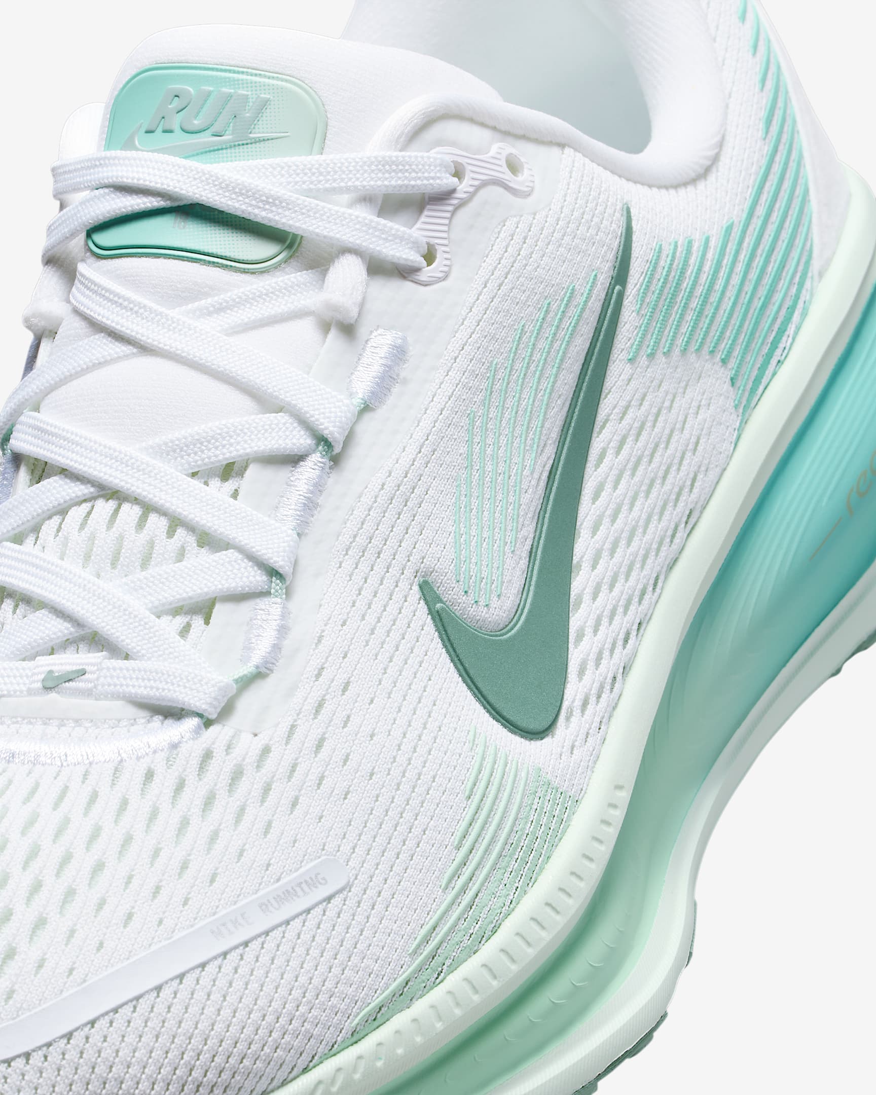 Nike Vomero 18 (GS) - White/Cannon/Bleached Turq