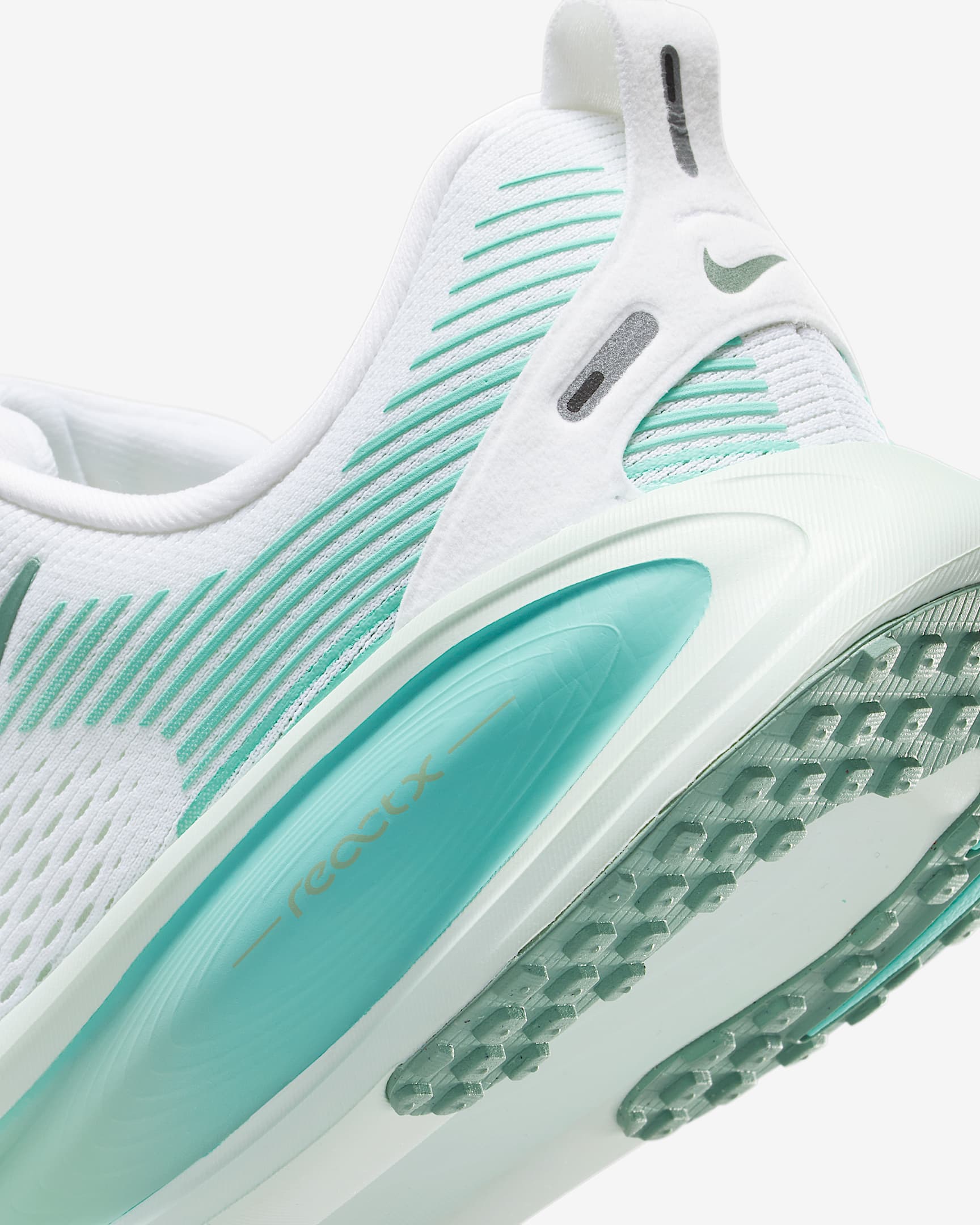 Nike Vomero 18 (GS) - White/Cannon/Bleached Turq
