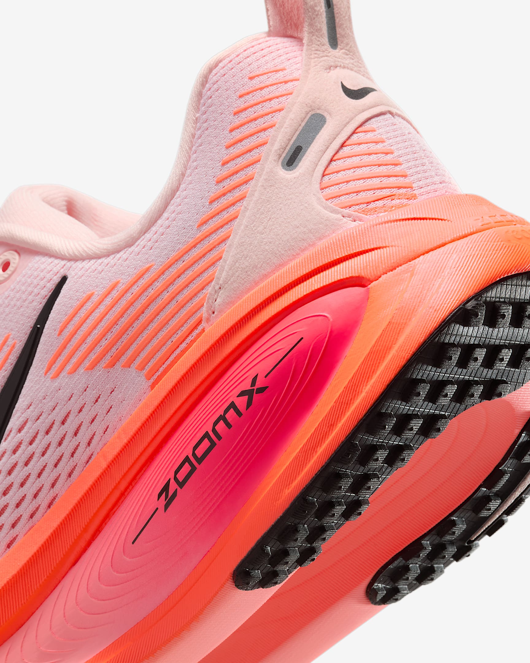 Nike Vomero 18 (B Width) - Atmosphere/Black/Pink (Womens)