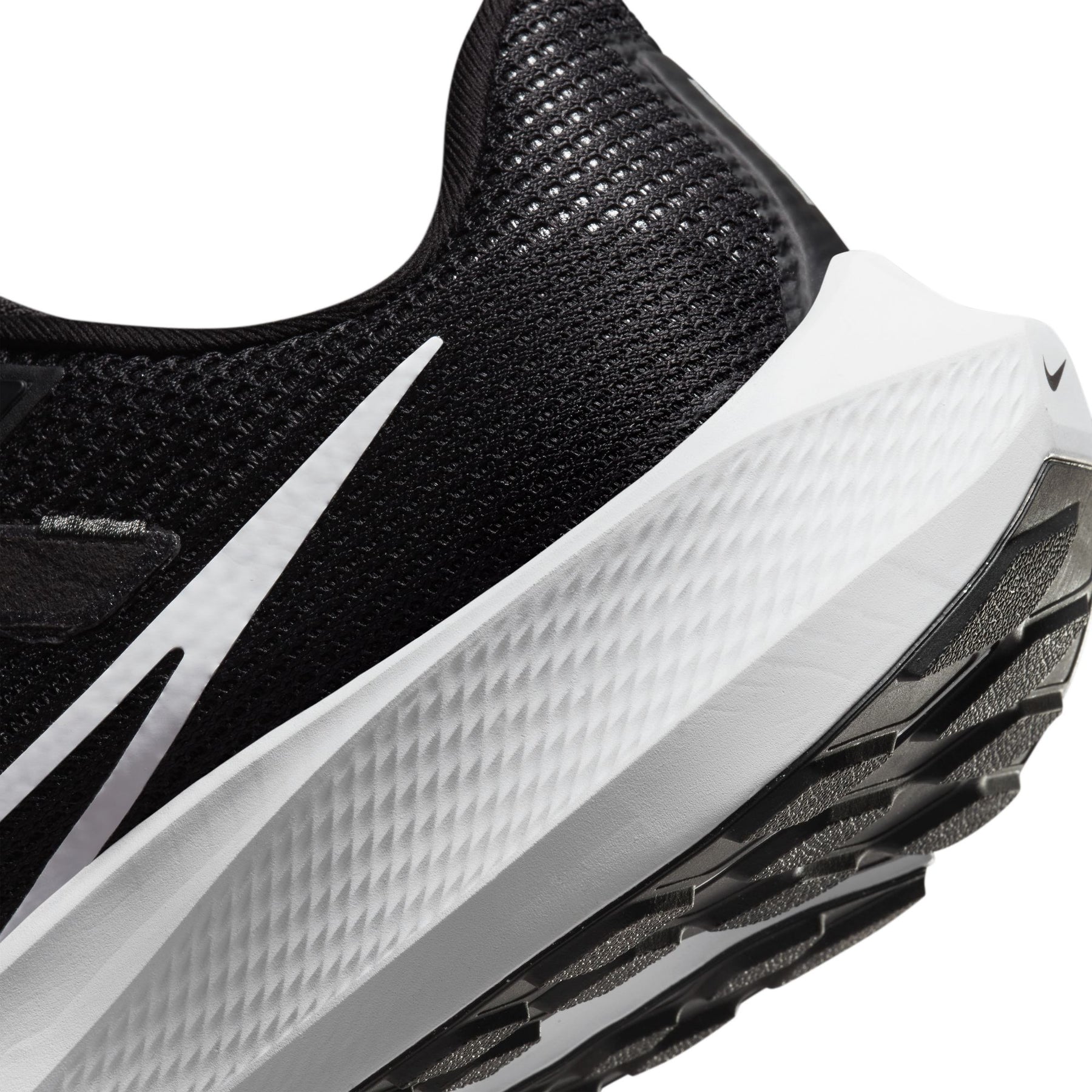 Nike Air Zoom Pegasus 40 (4E Width) - Black/White-Iron Grey (Mens)